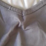 Trendy V-Neck Crop Top for Women - Summer Essential Sleeveless Tee photo review