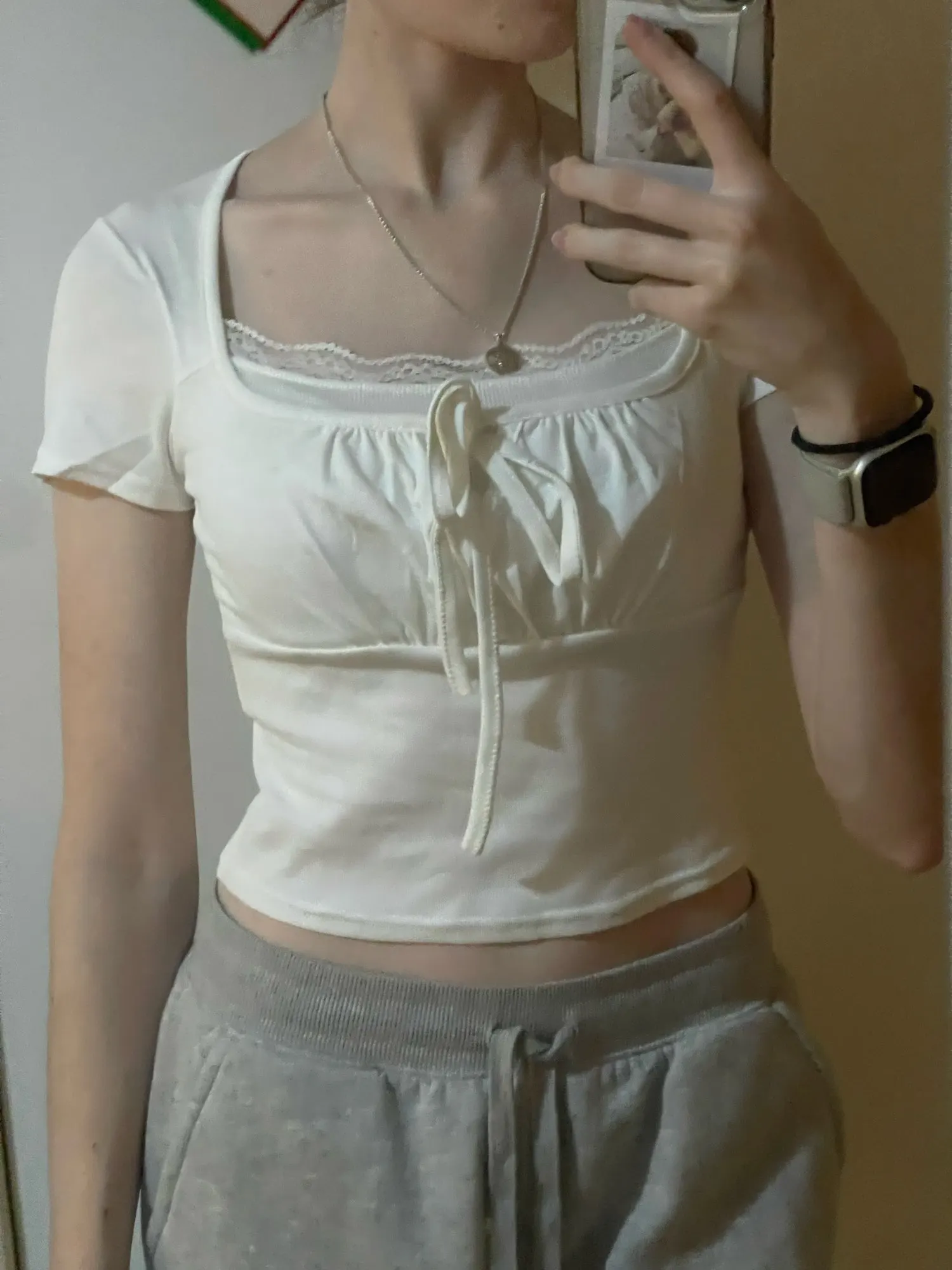 Trendy White Knitted Tee with Patch - Summer Style Essential photo review