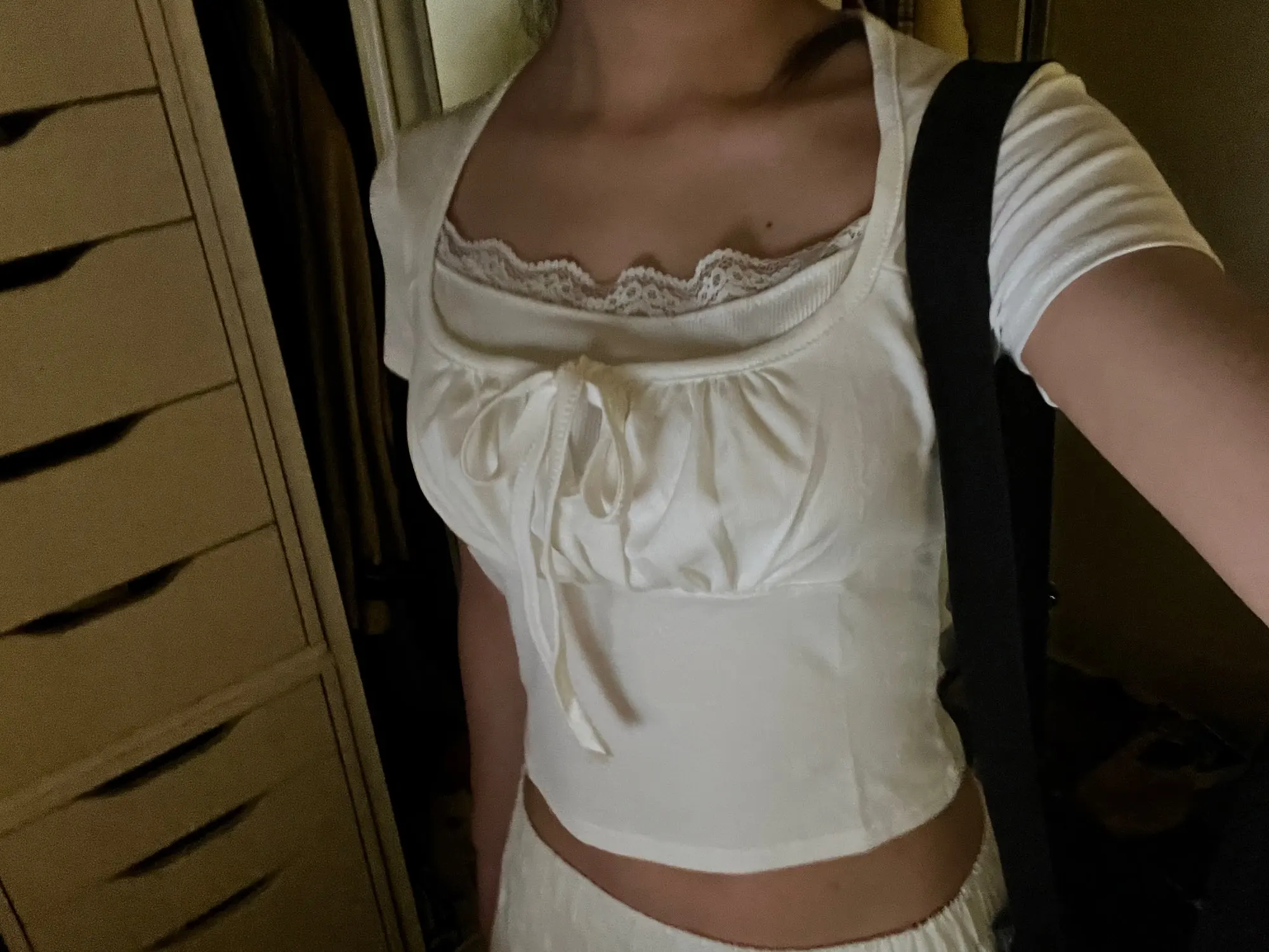 Trendy White Knitted Tee with Patch - Summer Style Essential photo review