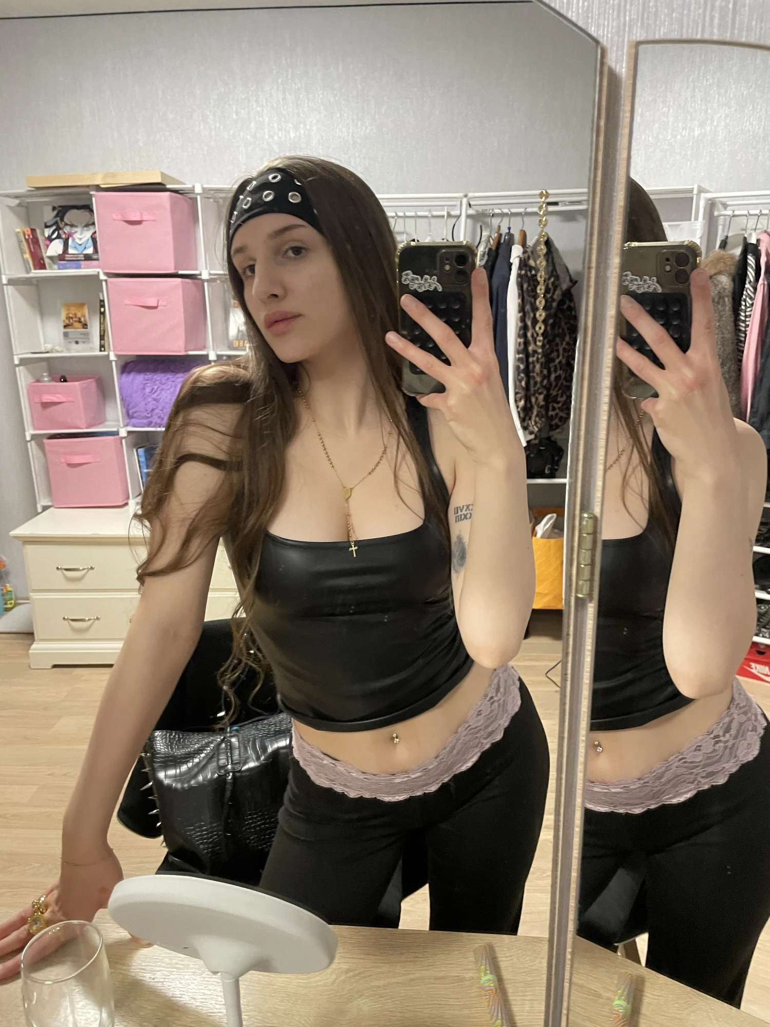 Edgy Women's Square Collar Tank Top for Trendy Summer Style photo review