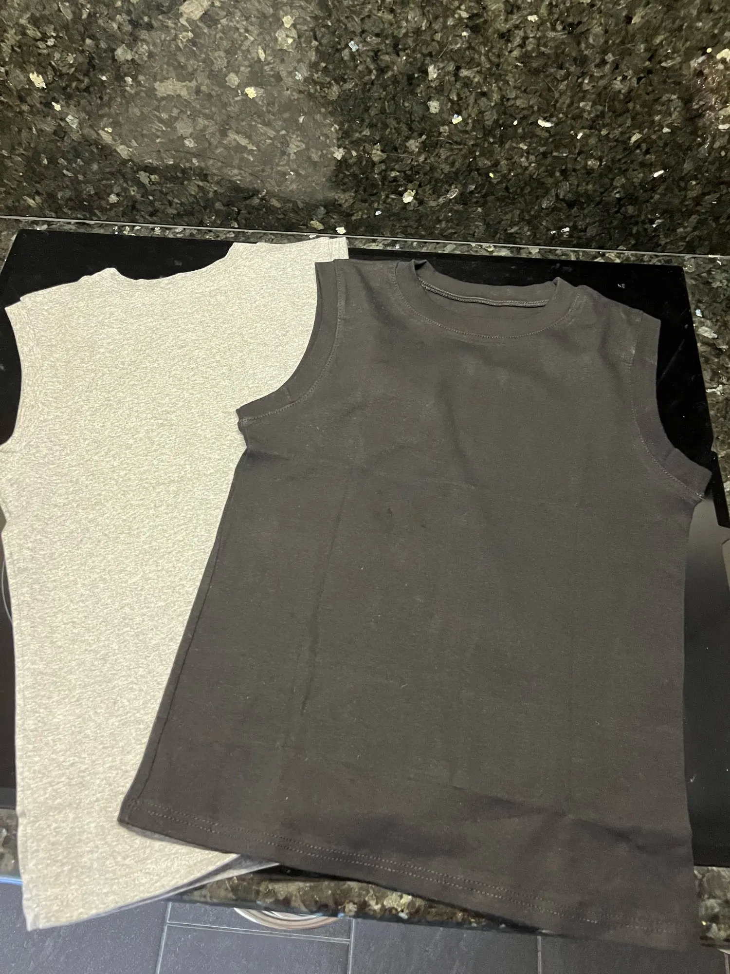 Colorful Cotton Camisole for Women - Sleeveless Side Coverage photo review