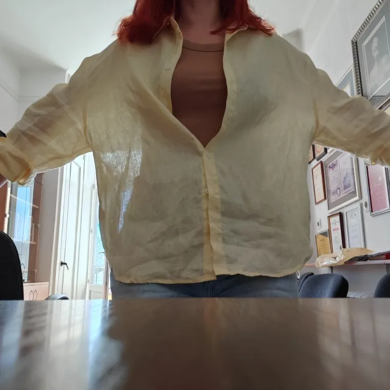 Polyester Blend Side-Slit Blouse with V-Neck in Yellow and Creamy-White photo review