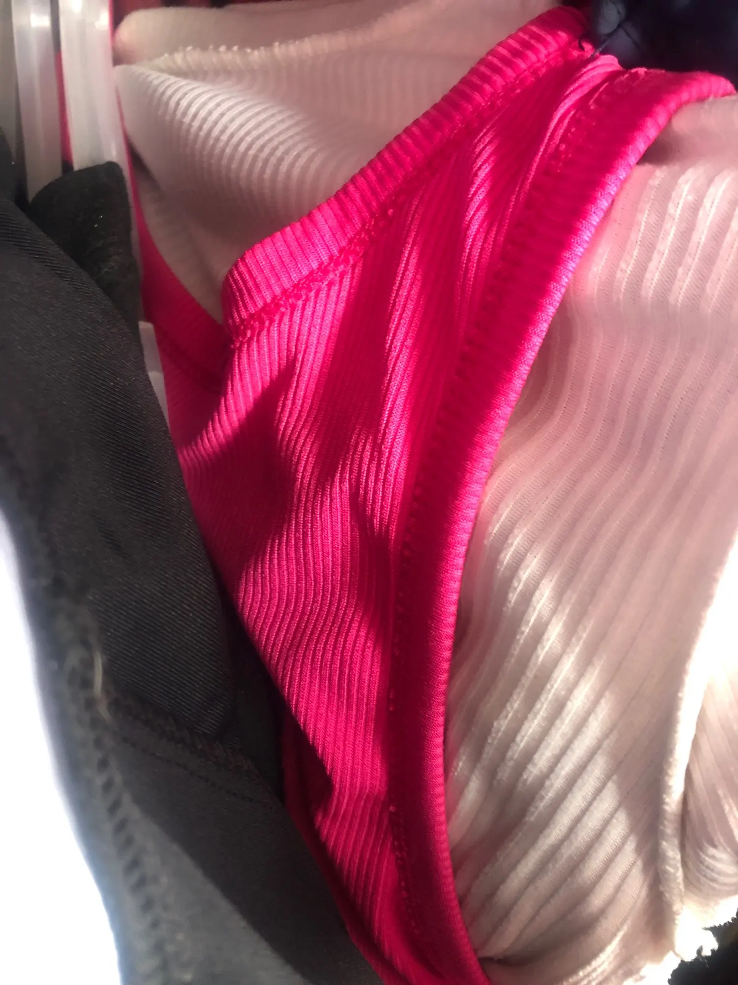 Ribbed Off-Shoulder Tank Top - Stylish Summer Casual Wear photo review