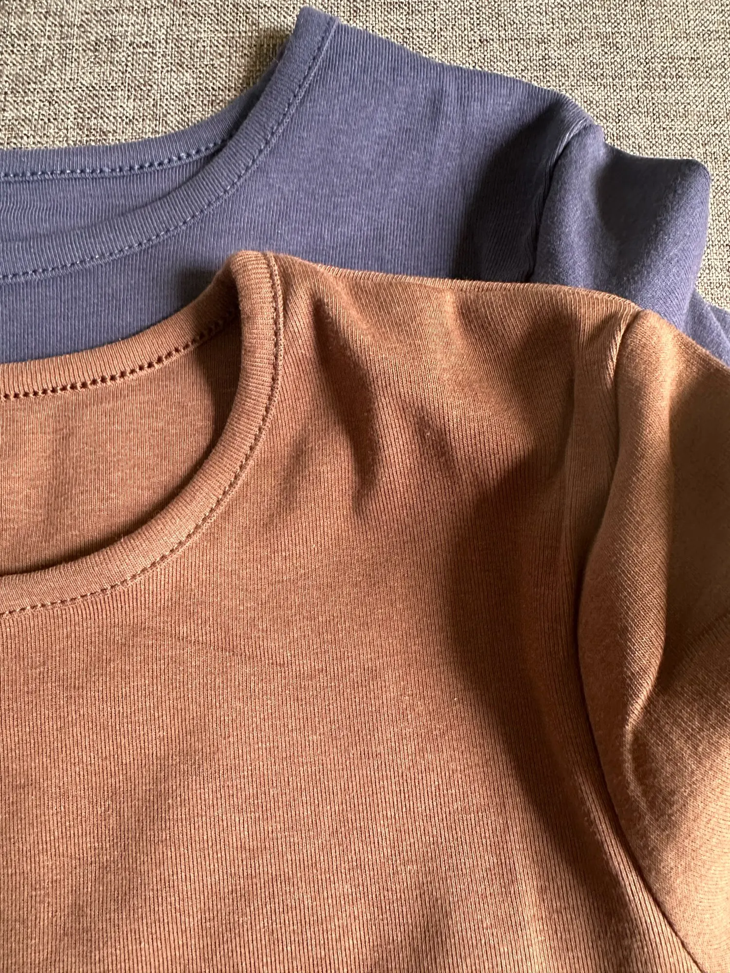 Retro Y2 K Crop Top - Stretchy Cotton Blend Summer Essential photo review