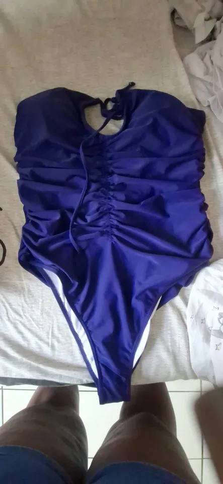 Flattering Women's Strapless One-Piece Swimsuit for Beach Fun photo review