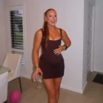 Elegant U-Neck Sleeveless Mini Dress for Summer Parties photo review