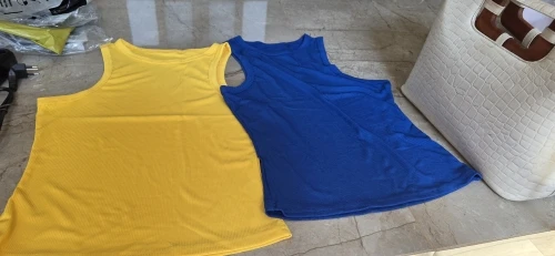 Ribbed Off-Shoulder Tank Top - Stylish Summer Casual Wear photo review