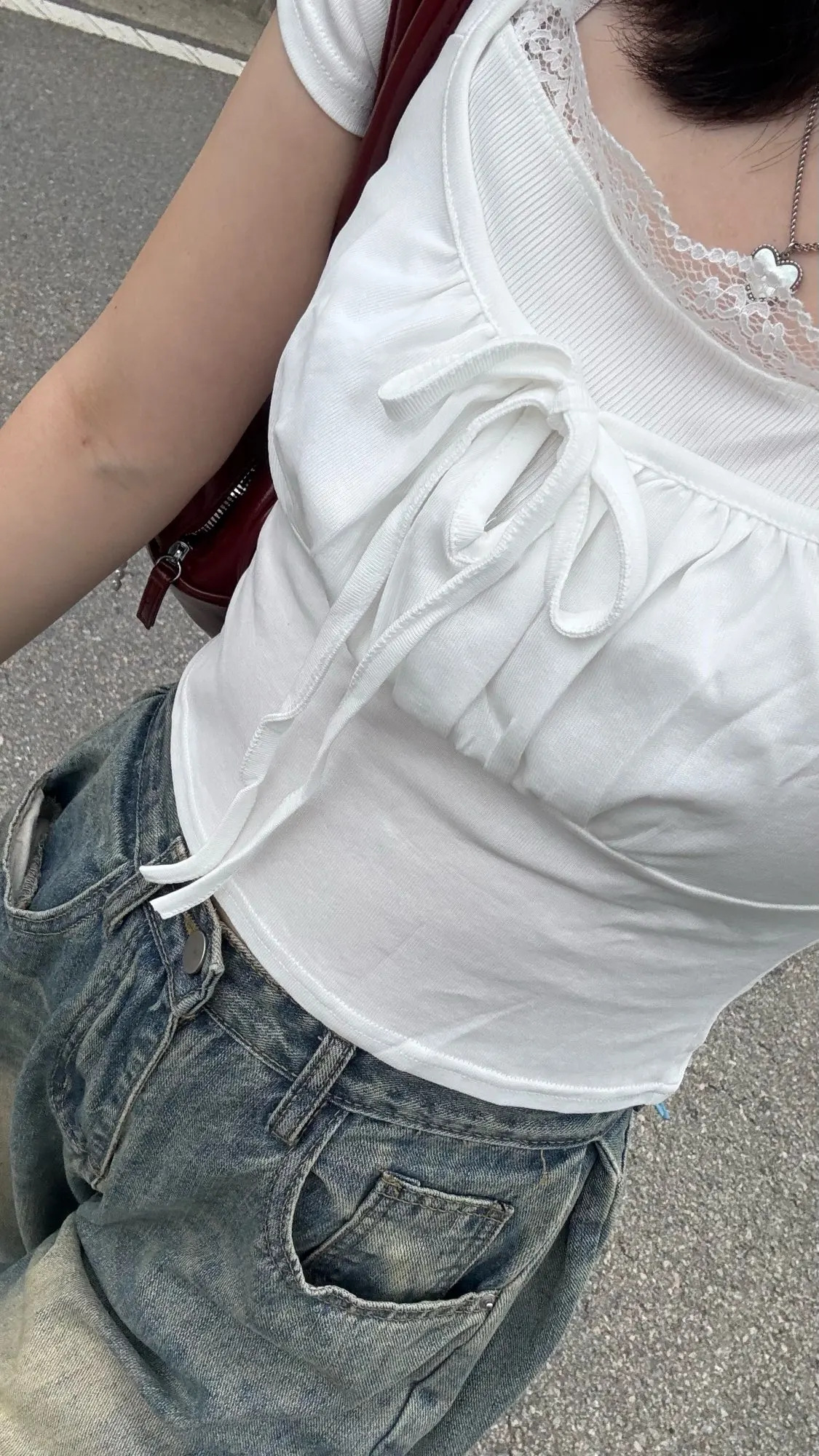 Trendy White Knitted Tee with Patch - Summer Style Essential photo review