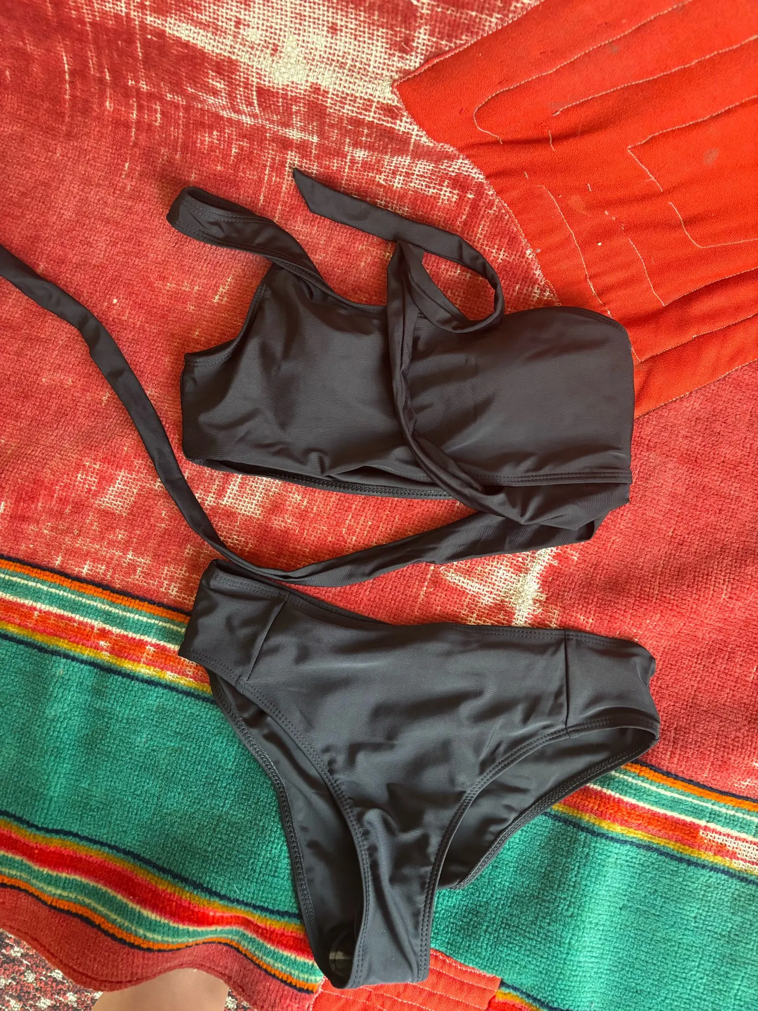 Glamorous One Shoulder Bikini Set - Wire-Free Bandage Design photo review