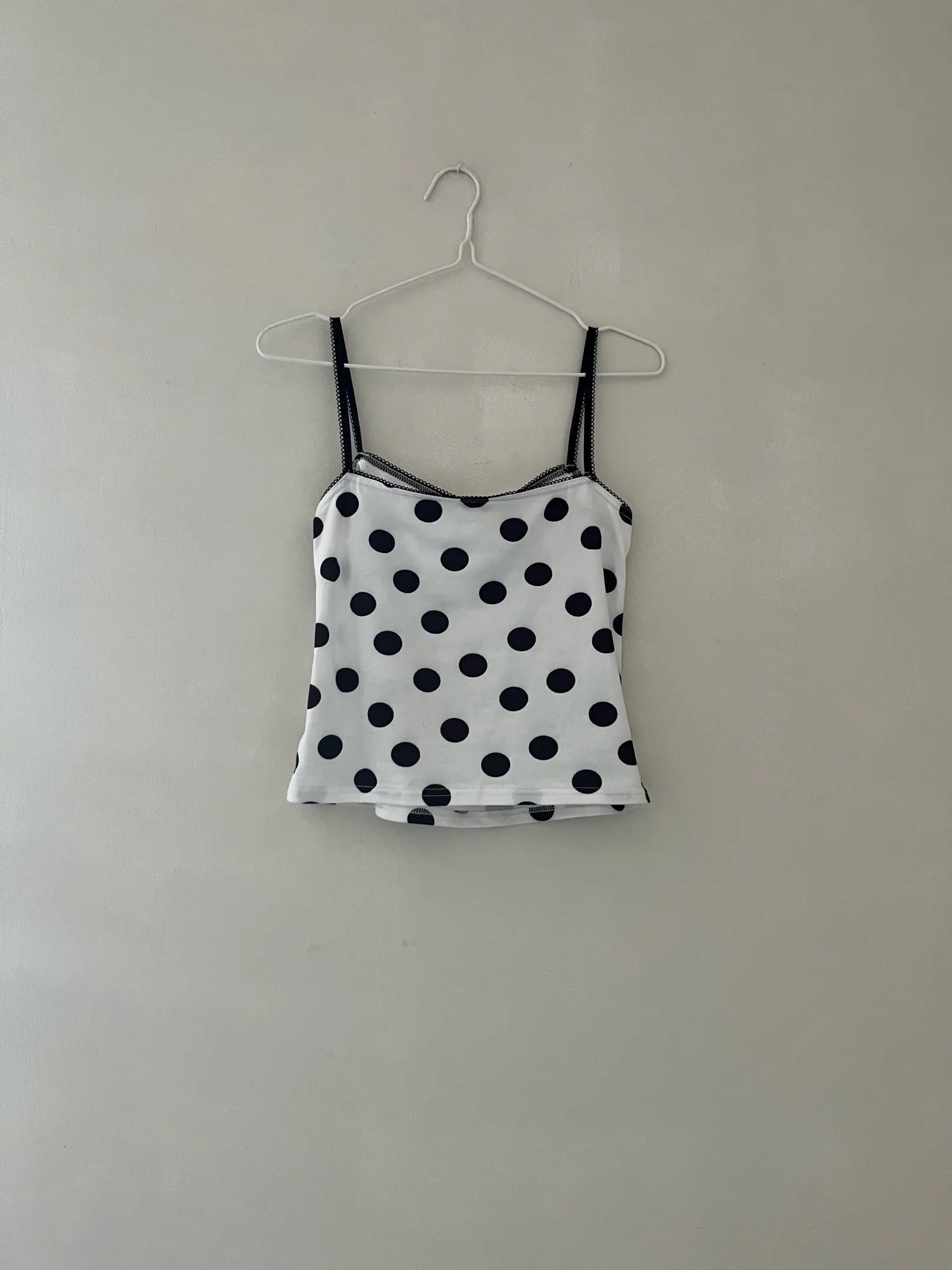Chic Women's Dot Print Cami Top with Open Back Design photo review