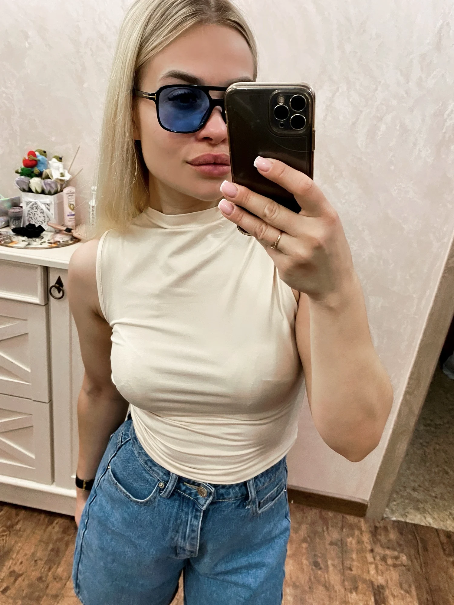 Ruched Mock Neck Tank Top - Stretchy Summer Sleeveless Tee photo review