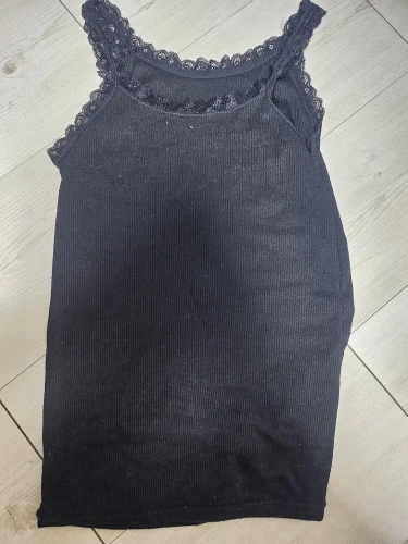 Luxe Sleeveless Lace Tank Top for Effortless Summer Style photo review