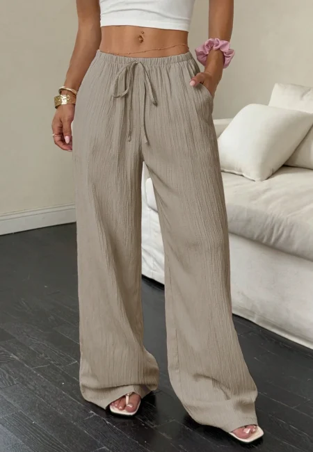 Elegant Straight Leg Floor-Length Pants for Timeless Style