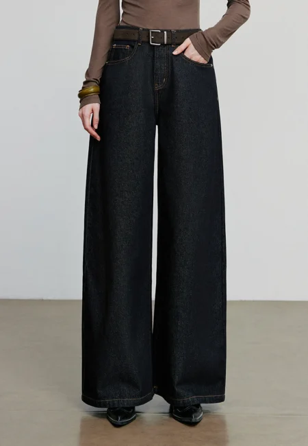 Trendy Wide-Leg Denim Pants for Women - Curved Banana Fit