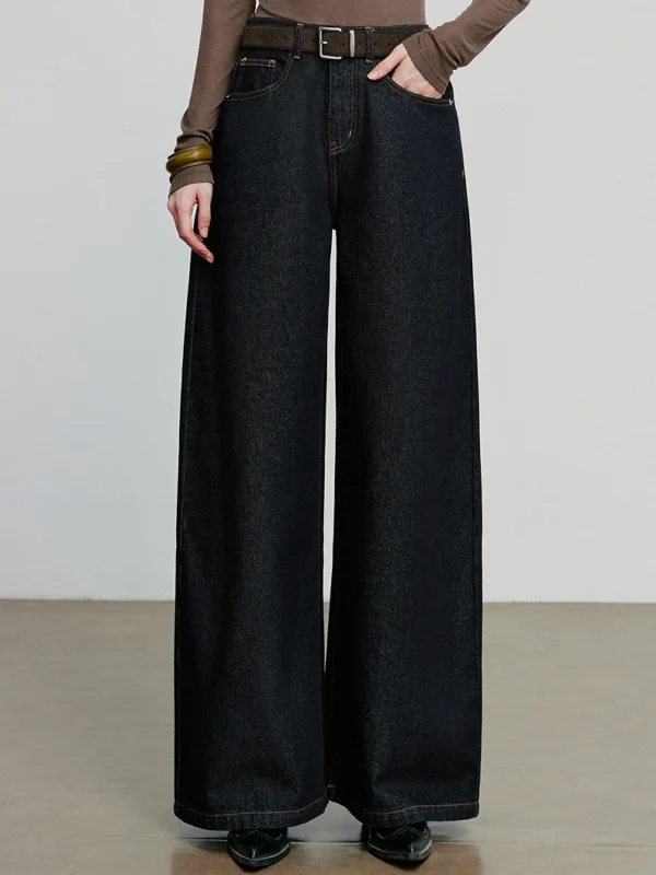 Trendy Wide-Leg Denim Pants for Women - Curved Banana Fit