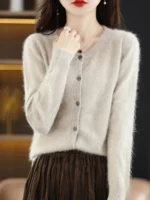Luxurious Mink Cashmere Cardigan for Cozy Autumn Style