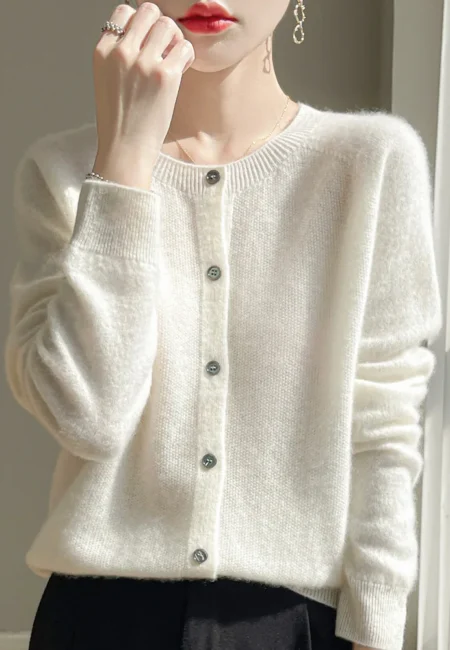 Premium Merino Wool Button Cardigan - Cozy Winter Warmth