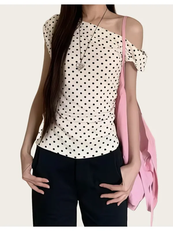 Chic Retro Polka Dot Off-Shoulder T-Shirt for Summer Vibes