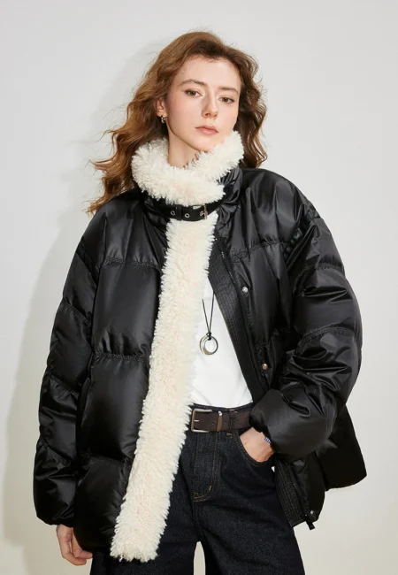 Luxurious Women's White Duck Down Jacket with Fur Trim