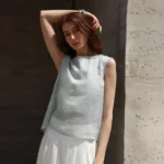 Chic Sleeveless Ramie Top for Effortless Summer Style - Image 2