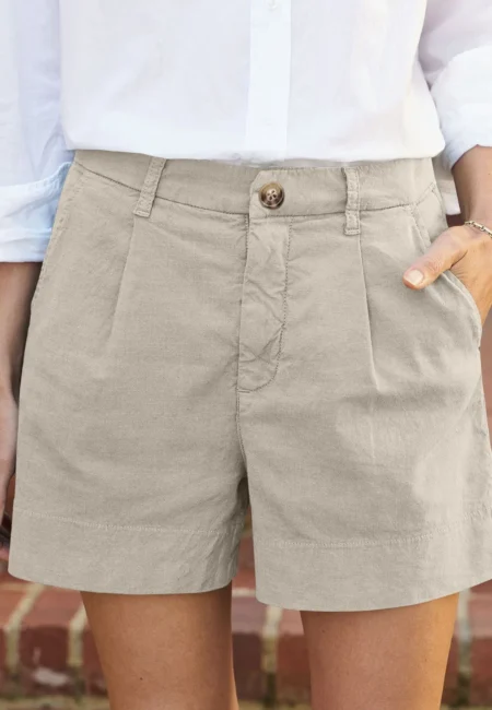 Breezy Cotton Linen High-Waist Shorts with Functional Pockets