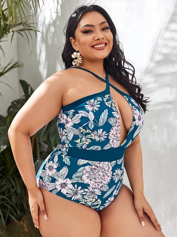 Chic Backless Plus Size One-Piece Swimsuit for Beach Bliss