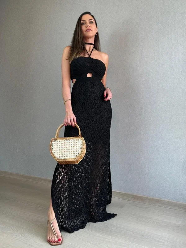 Chic Crochet Maxi Dress: Stylish Beach Cover-Up for Summer