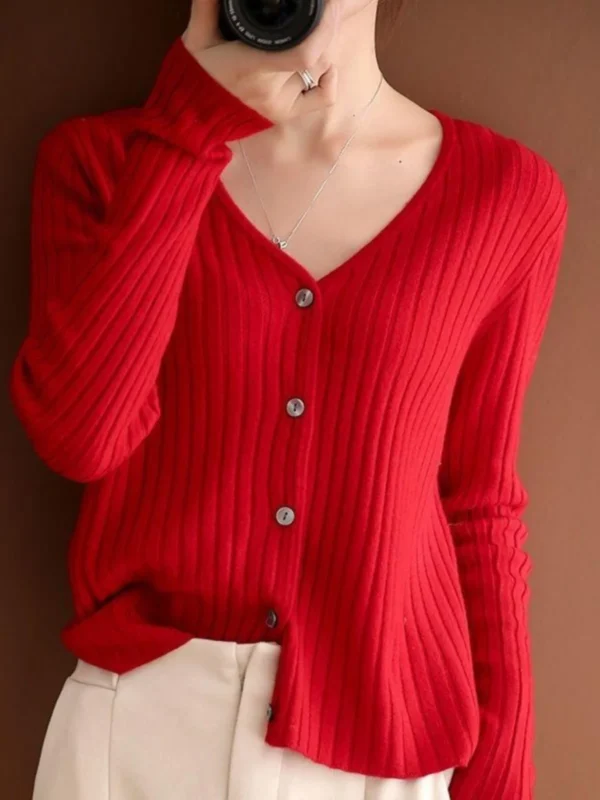 Luxurious Autumn Knitted Cardigan for Effortless Elegance