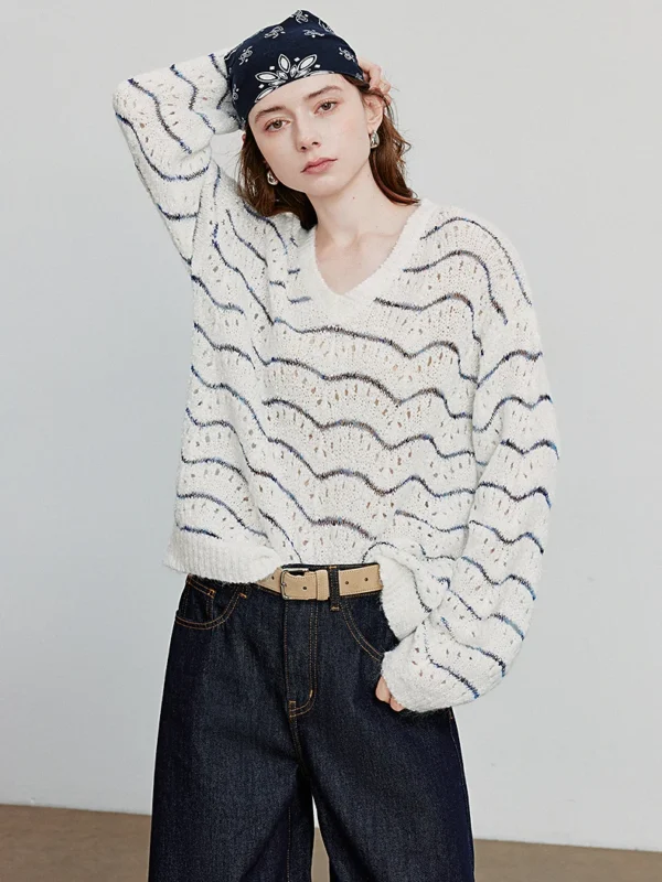 Moopsi 33 Luxe Striped V-Neck Pullover - Cozy Fall Knit Sweater