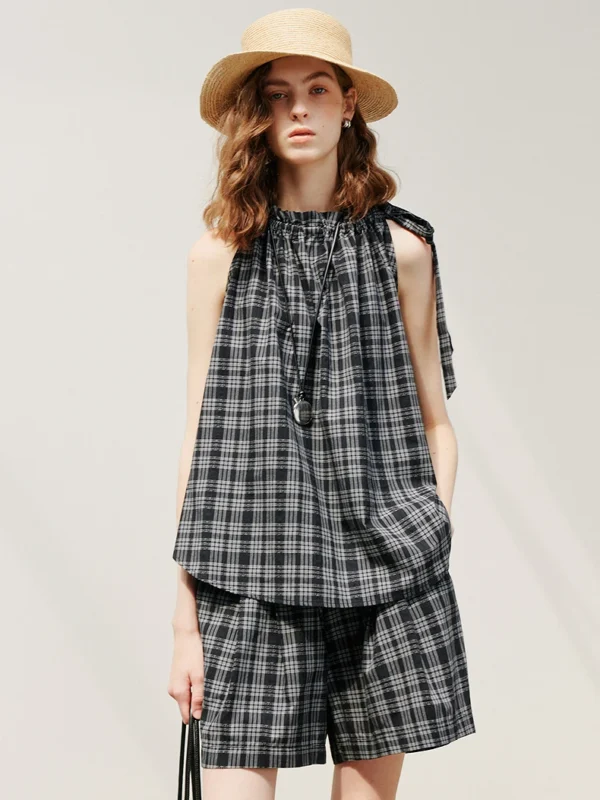 Chic Black Plaid Blouse for Effortless Summer Style