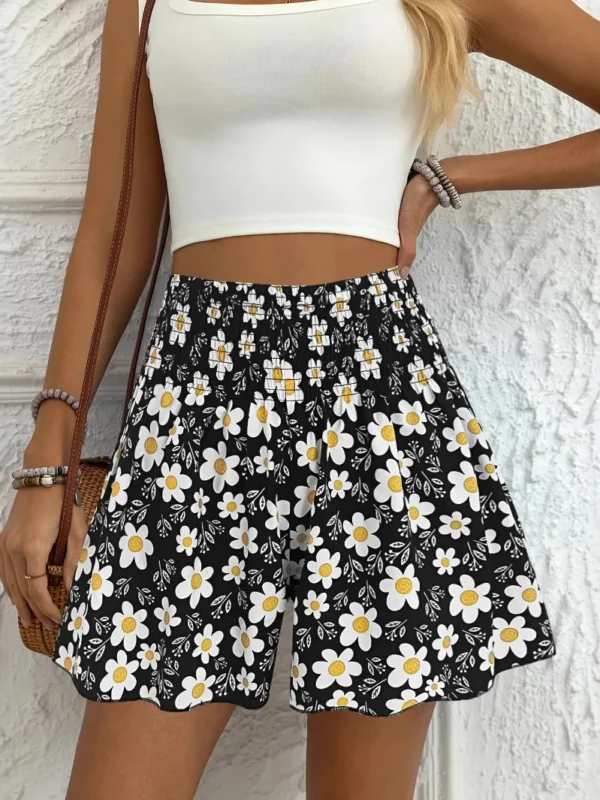 Chic Floral Print Shorts for Effortless Summer Style