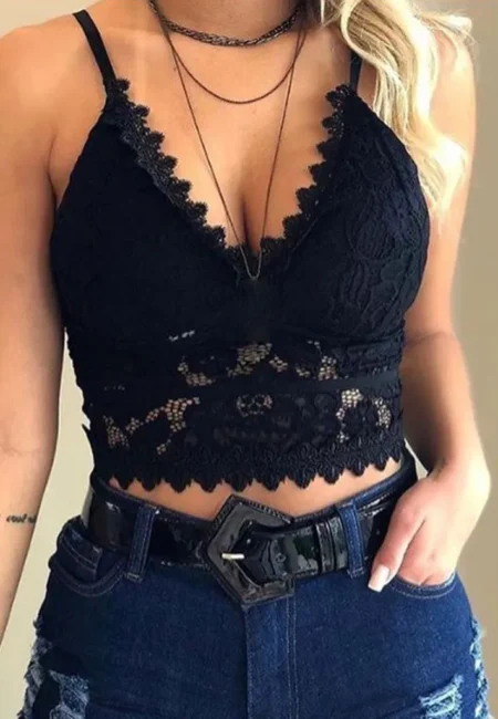 Luxe Lace V-Neck Wireless Bralette - Comfort Meets Style
