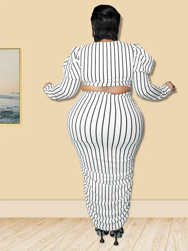 Chic Plus Size Stripe Bubble Sleeve Summer Casual Outfit