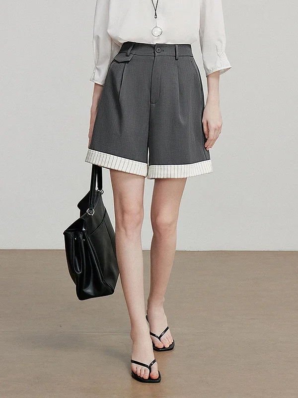 Effortless Elegance: Striped Wide-Leg Shorts for Summer Style