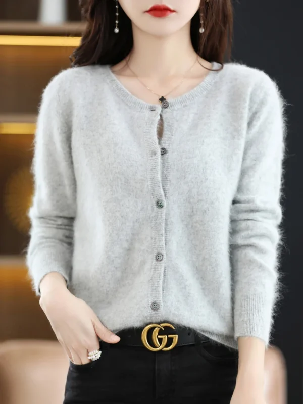 Luxurious Mink Cashmere Cardigan for Cozy Autumn Style