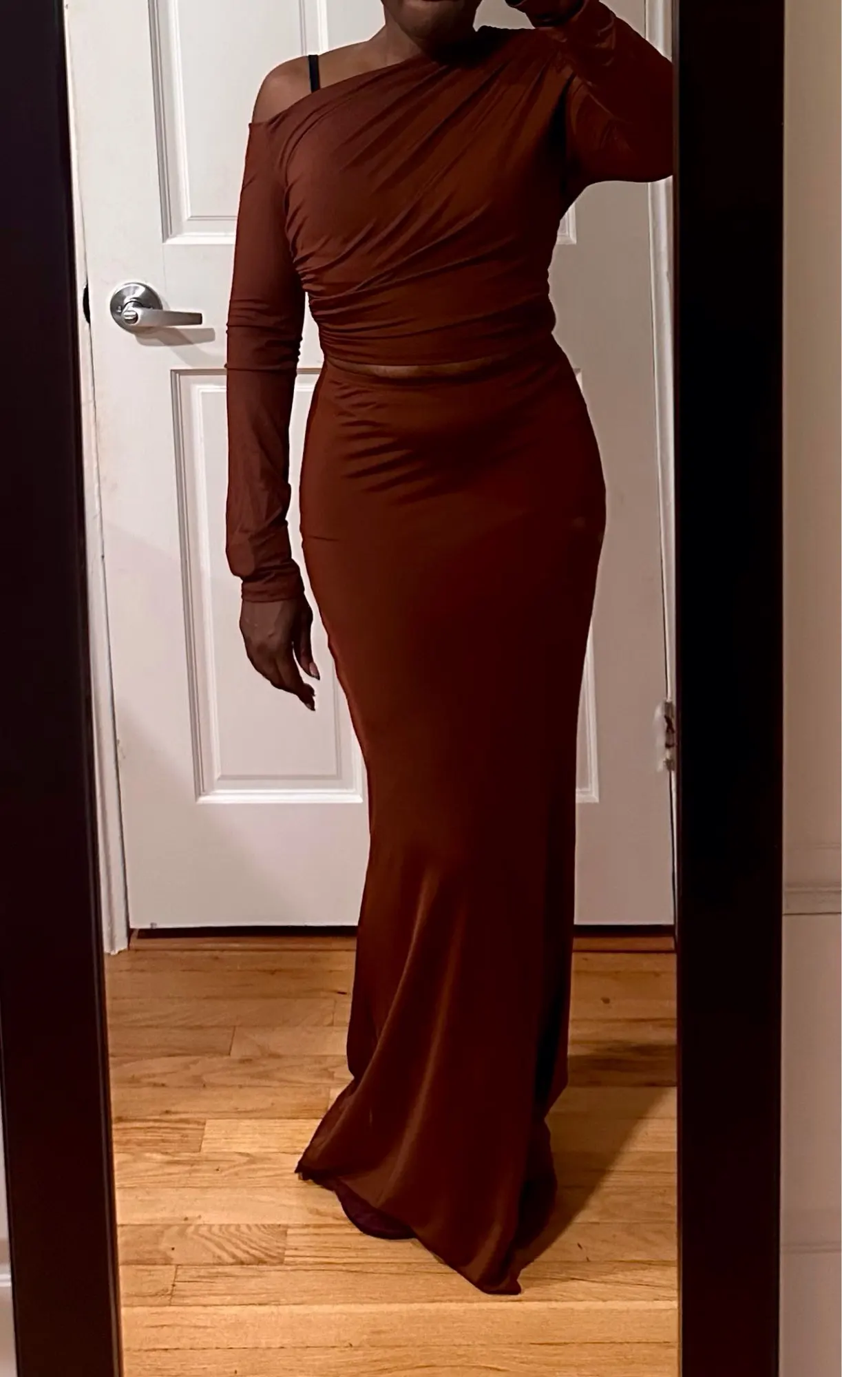 Elegant Women's Ruched 2-Piece Skirt Set for Club Nights photo review