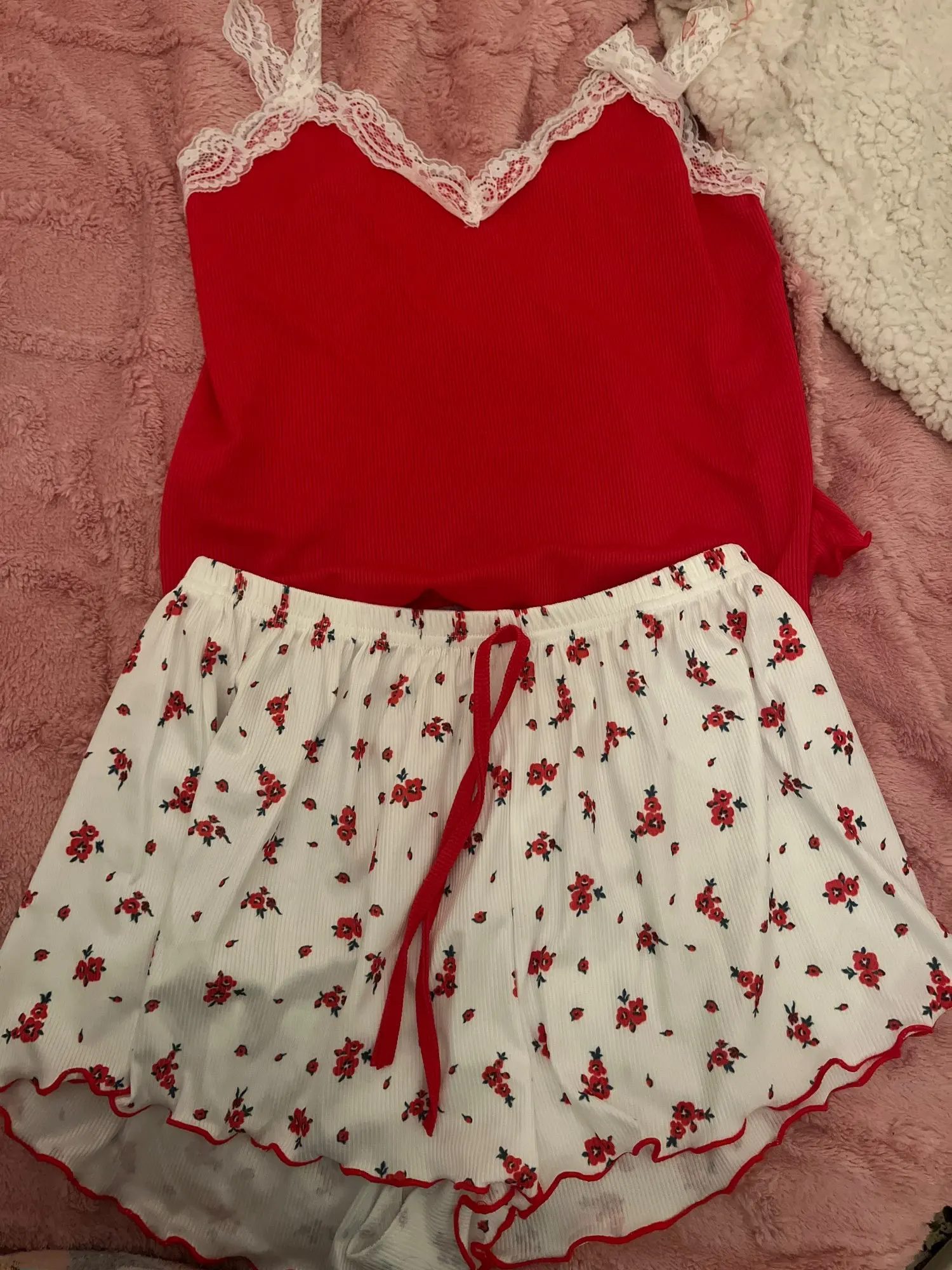 Lace-Trimmed Two-Piece Camisole & Shorts Sleep Set photo review