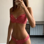 Elegant Plaid 3-Piece Bikini Set for Stylish Beach Vibes photo review