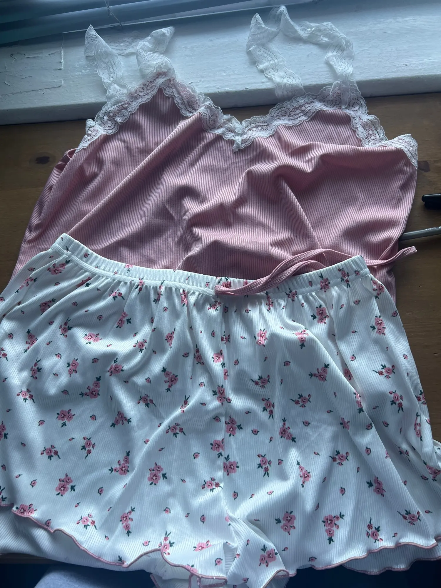 Lace-Trimmed Two-Piece Camisole & Shorts Sleep Set photo review