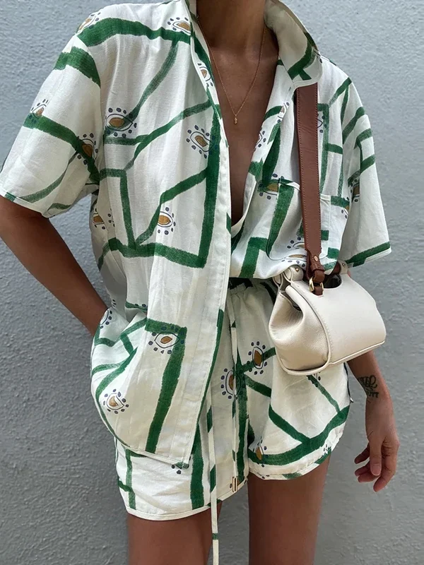 Moopsi 67 Sophisticated Striped Summer Set: Lapel Shirt &Amp; Shorts Comfort