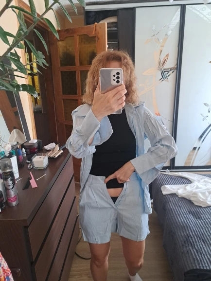 Trendy Button-Up Shirt & Shorts Combo - Perfect Summer Outfit photo review