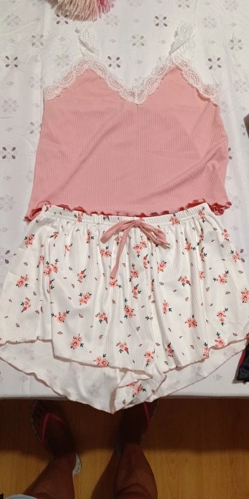 Lace-Trimmed Two-Piece Camisole & Shorts Sleep Set photo review