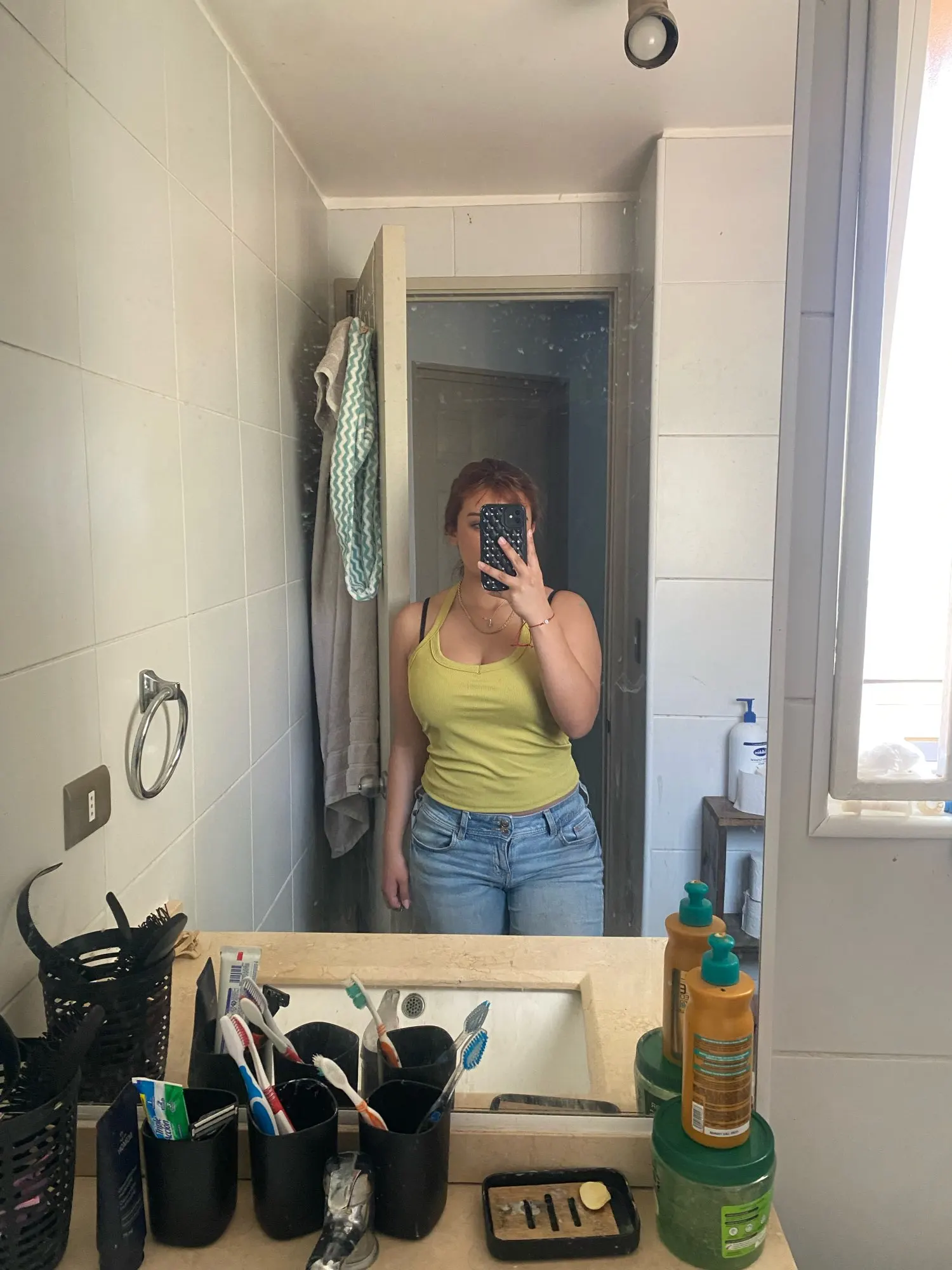 Summer-Ready Backless Halter Crop Top for Effortless Style photo review