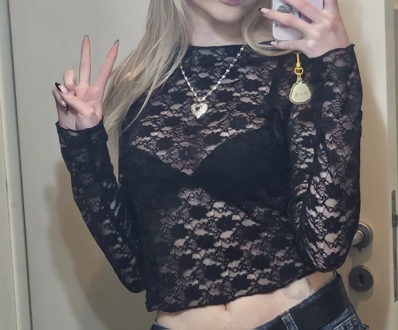 Lace-Trimmed Long Sleeve Crop Top for Unforgettable Nights photo review