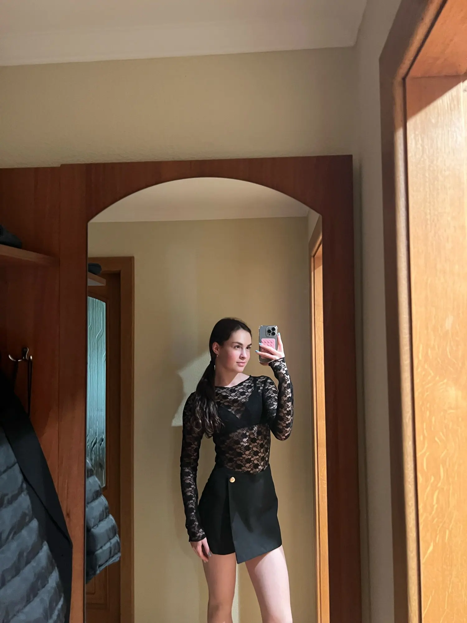 Lace-Trimmed Long Sleeve Crop Top for Unforgettable Nights photo review