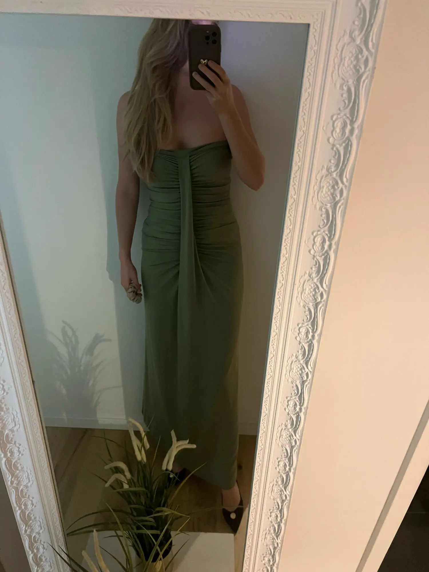 Click To View Full Screen A5F8A65Fda54D43E2A1A6F3556C1D3C14T