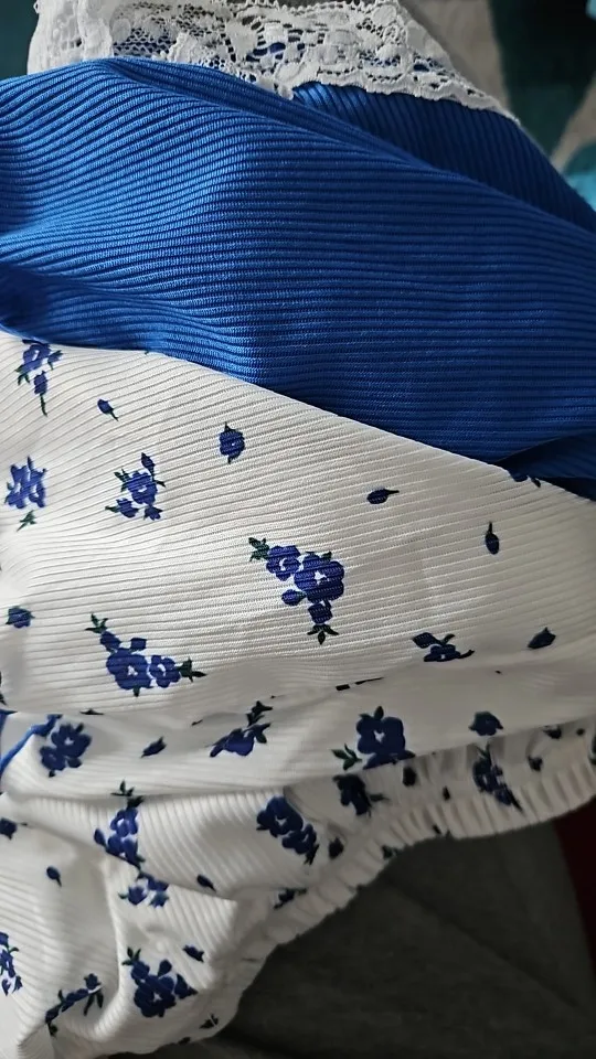 Lace-Trimmed Two-Piece Camisole & Shorts Sleep Set photo review