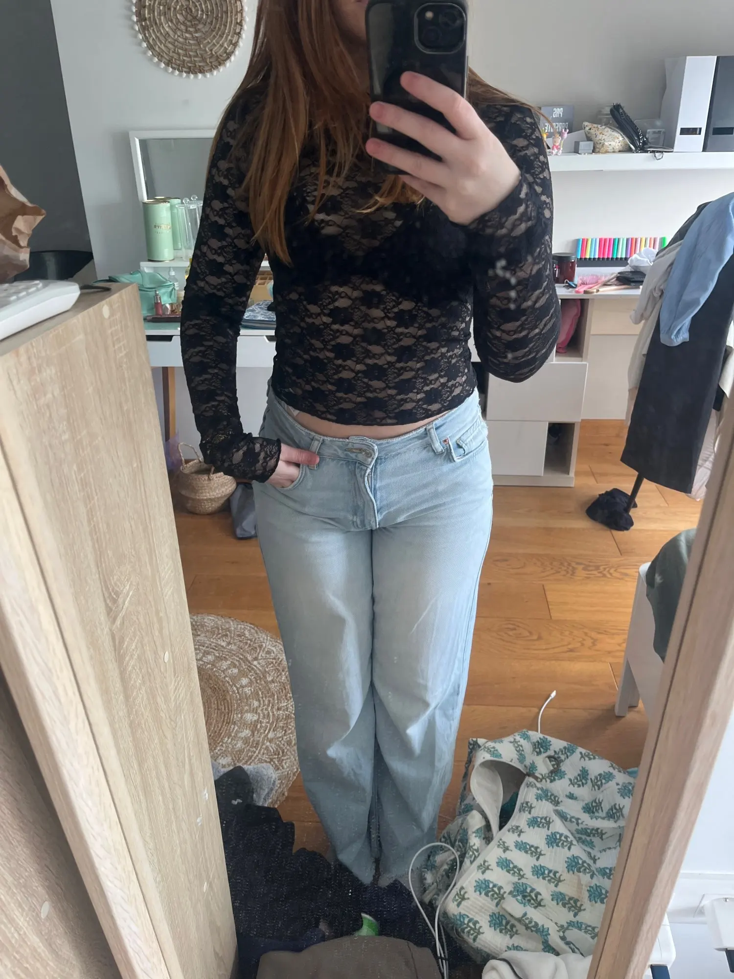 Lace-Trimmed Long Sleeve Crop Top for Unforgettable Nights photo review