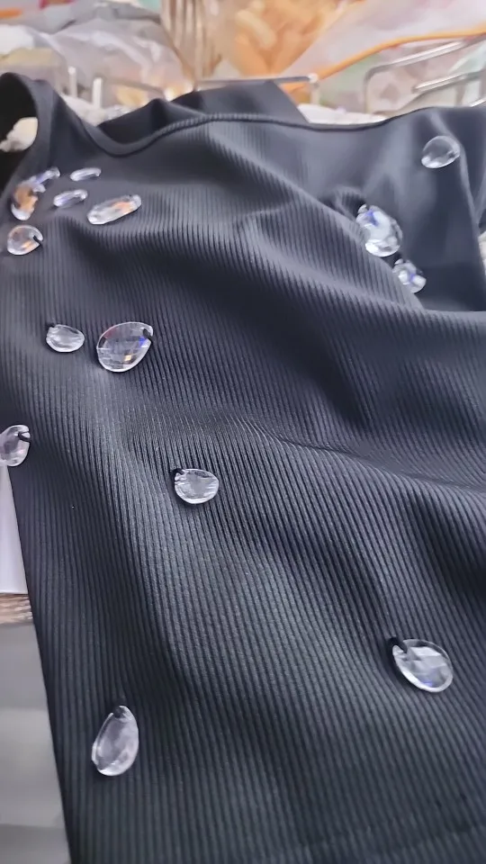 Sleek Water Droplets Tank for Dazzling Evening Style photo review