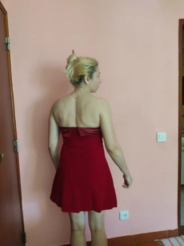 Elegant Off-Shoulder Bodycon Mini Dress for Stunning Nights photo review